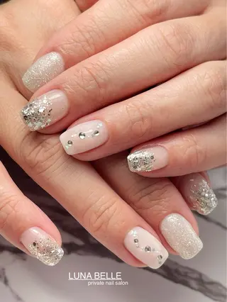 ネイル LUNA BELLEのネイルデザイン