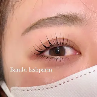 マツエク・マツパ SALON VILLAGE Jingumae 2nd.店所属・eyelist. AIのマツエク・マツパデザイン