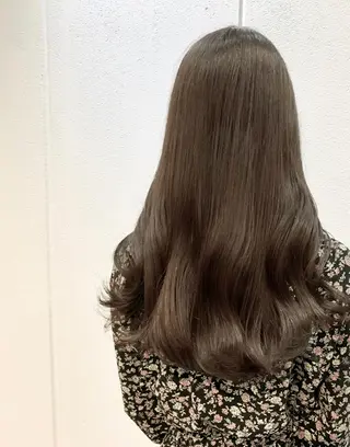 セミロング カラー パーマ 中津No.1髪質改善 店長✨透ける暗髪のヘアスタイル