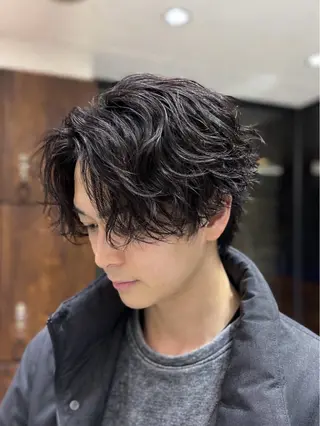 ショート パーマ メンズ メンズパーマ 岩成健志郎のヘアスタイル