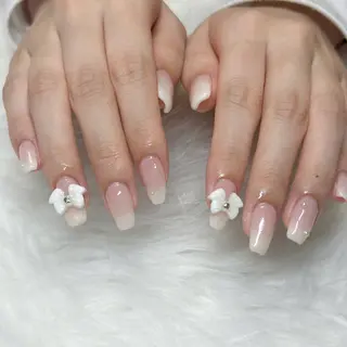 ネイル 🐝TOMO🎀ིྀ 【パラジェル取扱店】のネイルデザイン