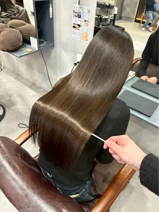 ロング 水谷 春音のヘアスタイル