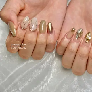 ネイル BONHEUR Annaのネイルデザイン
