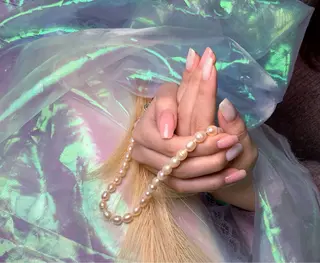 ネイル pink ladyサロン所属・べ にのネイルデザイン