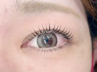 マツエク・マツパ デイジーラッシュ 大阪駅前第3ビルのマツエク・マツパデザイン