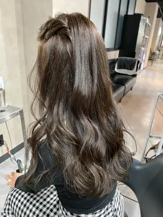 ロング カラー ヘアアレンジ KUSSY ［くっしー］のその他イメージ