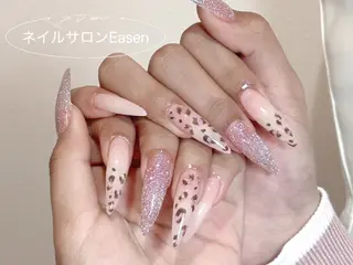 ネイル ネイルサロン Easenのネイルデザイン