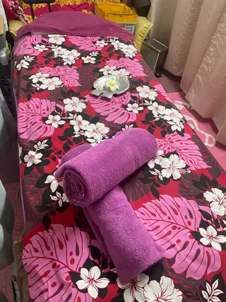 リップスティック所属・リップ スティックのエステ・リラクイメージ