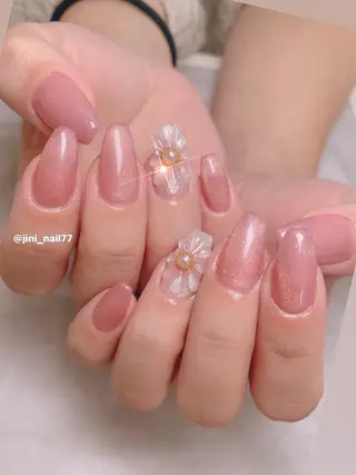ネイル JINI NAIL所属・ジニ ネイルのネイルデザイン