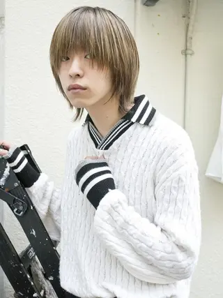 ミディアム カラー メンズ スパイラルパーマ 🌐hina⭐️のヘアスタイル