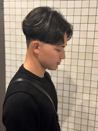 メンズ leo/ロング／ レイヤーカット⛈️のヘアスタイル