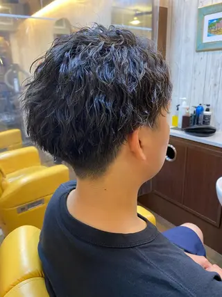 パーマ メンズ ヘアーデザイン ククイ所属・【コテパーマ】イトウ シンゴのヘアスタイル