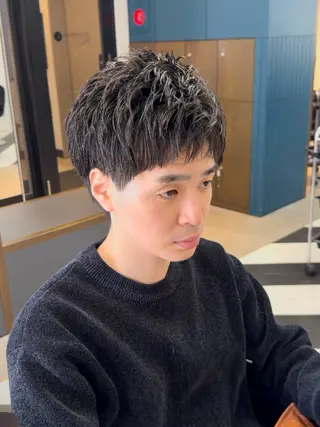 ショート カラー パーマ ヘアアレンジ メンズ 伊藤 陸のヘアスタイル