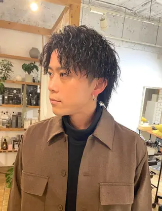 ミディアム パーマ メンズ 渋谷 メンズヘア⭐️ タニグチヨシユキのヘアスタイル