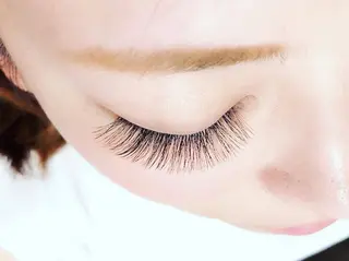 マツエク・マツパ Cheri所属・Cheri まつ毛＆眉毛サロンのマツエク・マツパデザイン