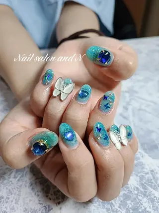 ネイル and Nのネイルデザイン