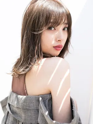 セミロング カラー Silk-lei【銀座店】所属・銀座/美髪縮毛矯正 /髪質改善/山本翔華のヘアスタイル
