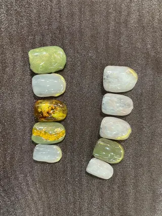 ネイル R'well所属・はばすみれ🎀ﾈｲﾙ 光ﾌｪｲｼｬﾙ ﾍｱのネイルデザイン