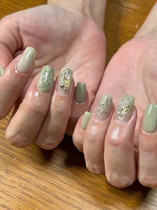 ネイル 大崎 奈々のネイルデザイン