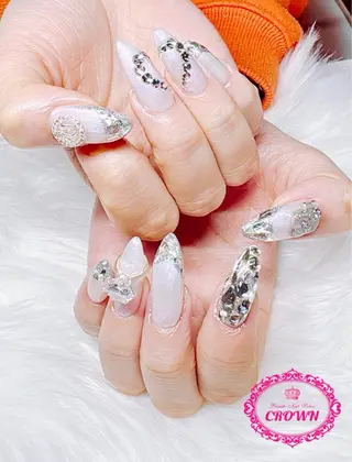 ネイル CROWN プライベートサロンのネイルデザイン