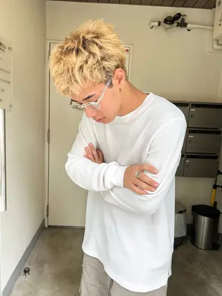 ショート タナカ レイのヘアスタイル