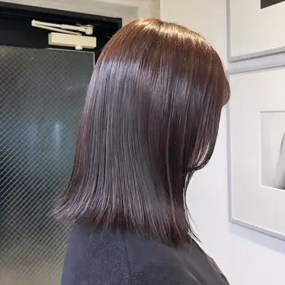 ミディアム カラー カジュアルを女っぽく 𝗮𝘆𝗮𝗰𝗼のヘアスタイル