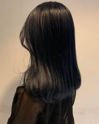 カラー 秋山 裕香のヘアスタイル