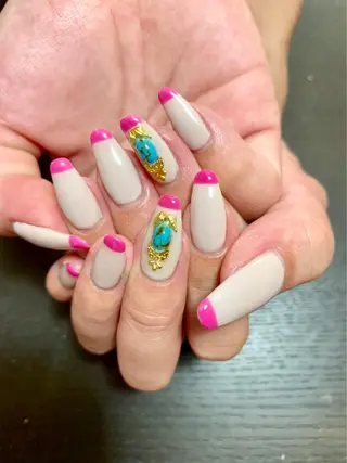 ネイル 高山 歩美のネイルデザイン