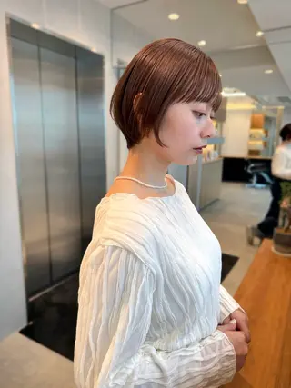 ショート Abbey ４のヘアスタイル