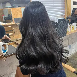 ロング カラー ふかたさや🌟 艶感カラー🌟のヘアスタイル