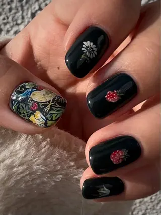 ネイル FIORITURA Maikoのネイルデザイン