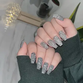 ネイル NEO Beauty Salon所属・𝐍𝐄𝐎 𝐉𝐔𝐑𝐈のネイルデザイン