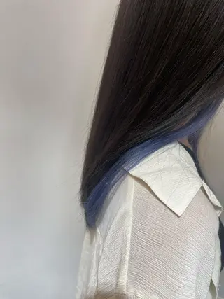 ロング カラー 💛🤍U too e’s 鎌倉🧸のヘアスタイル