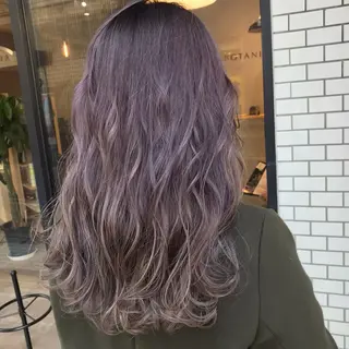 ロング カラー FLAP所属・堀本 紗由美のヘアスタイル