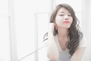 セミロング Eliss 堀江のヘアスタイル