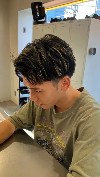 カラー RETOUCH by fifth メンズサロン【レタッチ バイ フィフス】所属・fifth原宿 A:Ri🧸のヘアスタイル