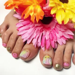 ネイル 《カメレオン》 西田美輝のヘアスタイル