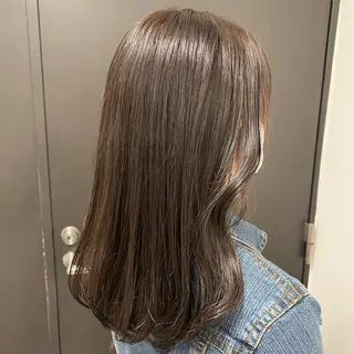 セミロング Rino kanayama所属・Rino 金山 ／ 宮澤 萌のヘアスタイル