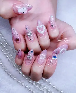 ネイル She   Nail所属・ISA_ BELLAのネイルデザイン