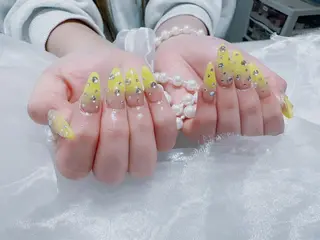 ネイル VIVIAN リサのネイルデザイン