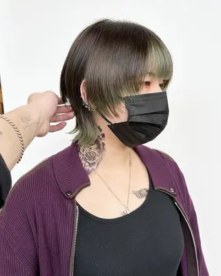 ショート 大阪ウルフカット ハッシュカットのヘアスタイル