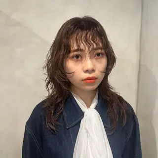 セミロング パーマ Aust hair Stella新宿所属・Yuki☺︎パーマ レイヤーカットのヘアスタイル