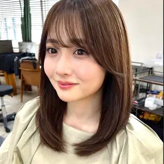ミディアム 女性目線の可愛い ハイトーン/楓のヘアスタイル