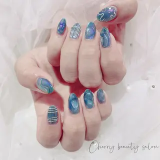 ネイル SAKURA 🍒のネイルデザイン