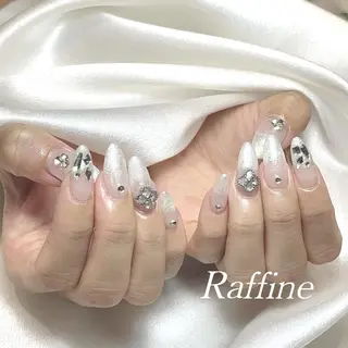 ネイル RAFFINE 月🦋🩵のネイルデザイン