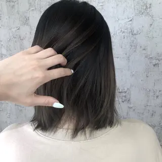 ミディアム カラー ベージュ/インナー カラー🤍Rieのヘアスタイル