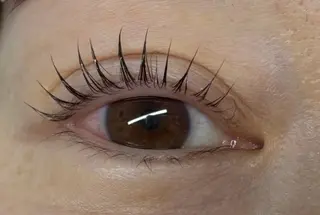 マツエク・マツパ ranranビューティーサロン所属・MK アヤカのマツエク・マツパデザイン