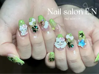 ネイル E.N🦋 長さ出し/持ち込みのネイルデザイン