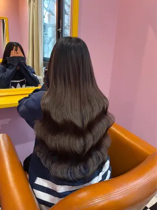 ロング シール＋ちび編み込み エクステ梅田🐨のヘアスタイル