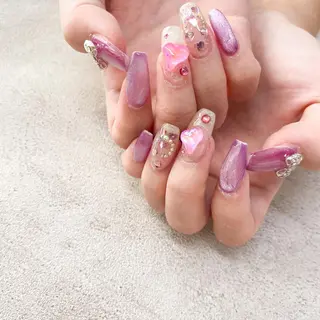 ネイル ゴテゴテ💙ワンホン リオナのネイルデザイン